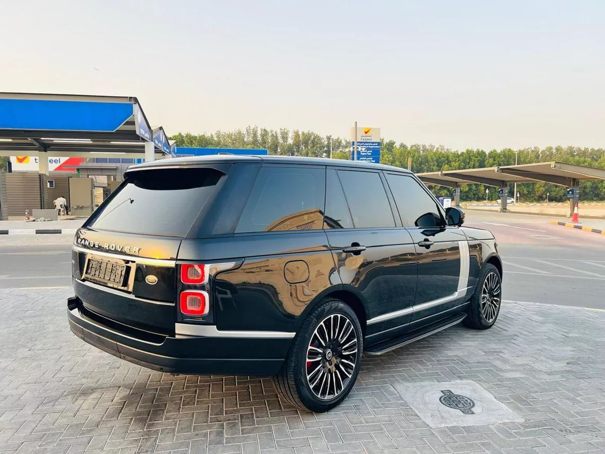 Land Rover Range Rover HSE   GCC-3-0
