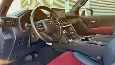2022 Toyota Land Cruiser VXR 3.5 Twin Turbo, GCC Specifications-7