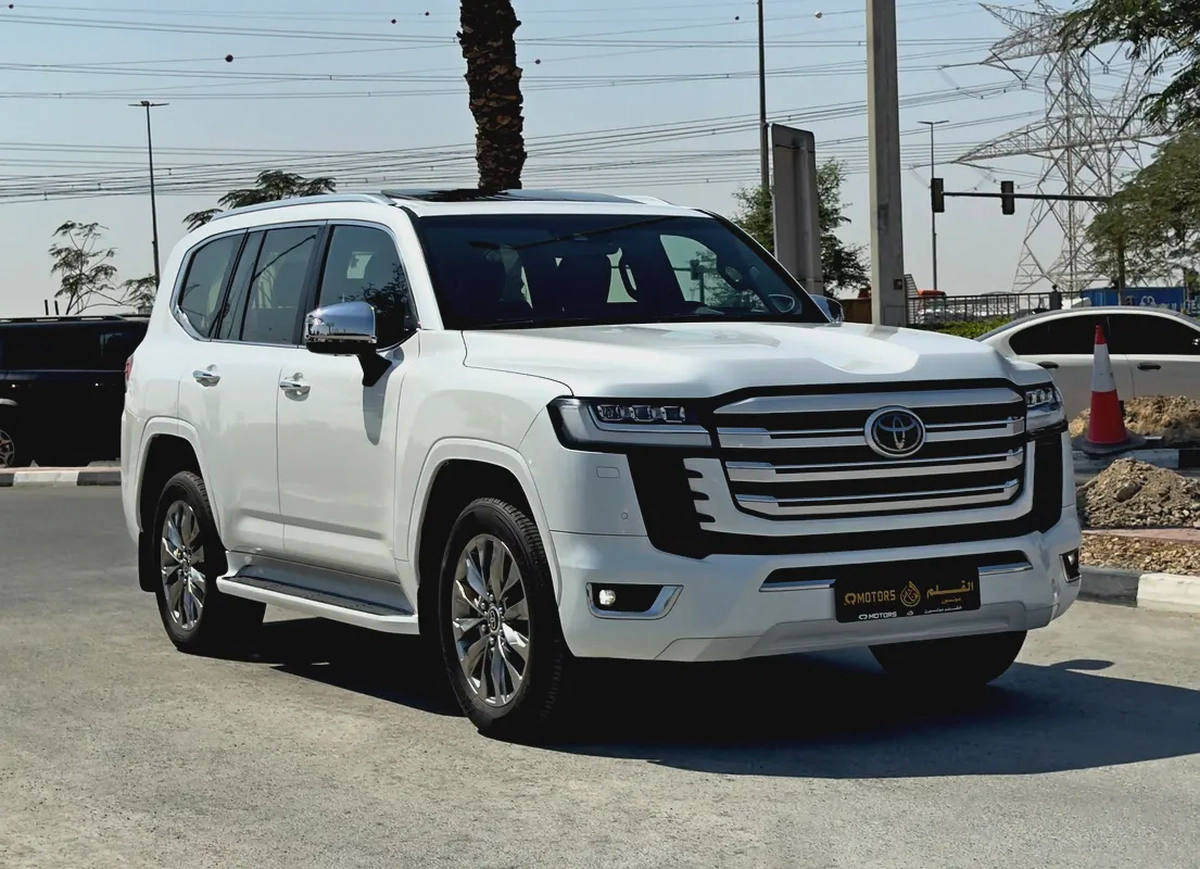 2022 Toyota Land Cruiser VXR 3.5 Twin Turbo, GCC Specifications-2-2