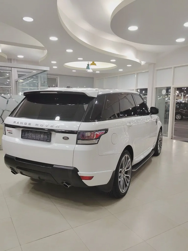 Range rover sport SUPER CHARGED