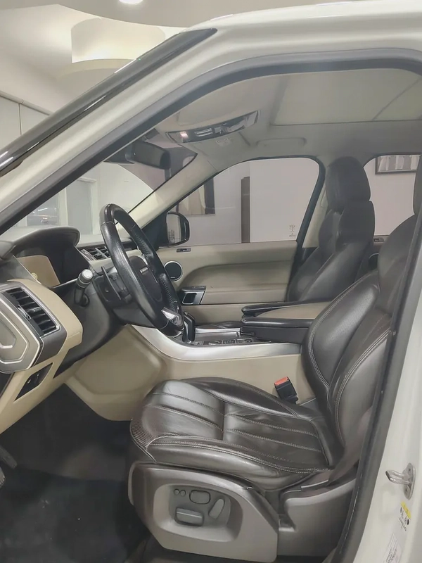 Range rover sport SUPER CHARGED