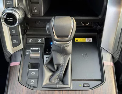 Toyota Land Cruiser VXR TOYOTA LANDCRUISER HIGH OPTION || 3.5L TWIN TUBRO 2026 || only for Africa-17