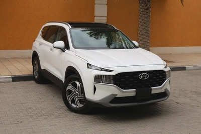 SANTA FE 2.5L ( COMFORT PLUS ) - GCC SPECS - UNDER WARRANTY UNTIL OCT 2028 - ACCIDENT FREE --1