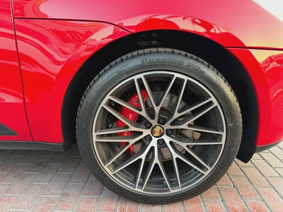 Porsche Macan S 2023 GCC Specs-5