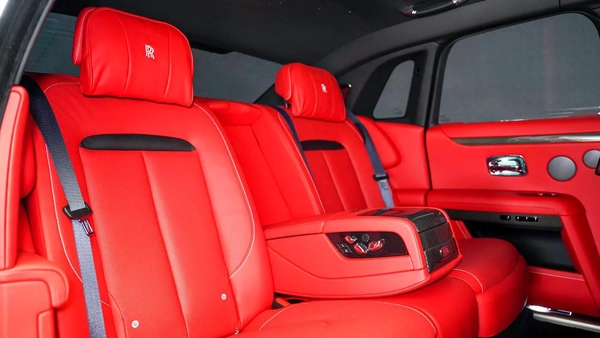 Rolls-Royce Ghost Black Badge