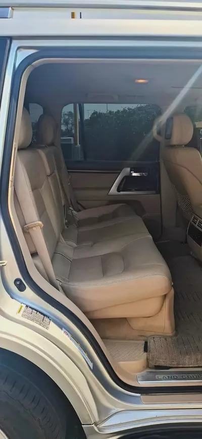 TOYOTA LANDCRUSIER VXR 5.7 L 2014 GCC-15