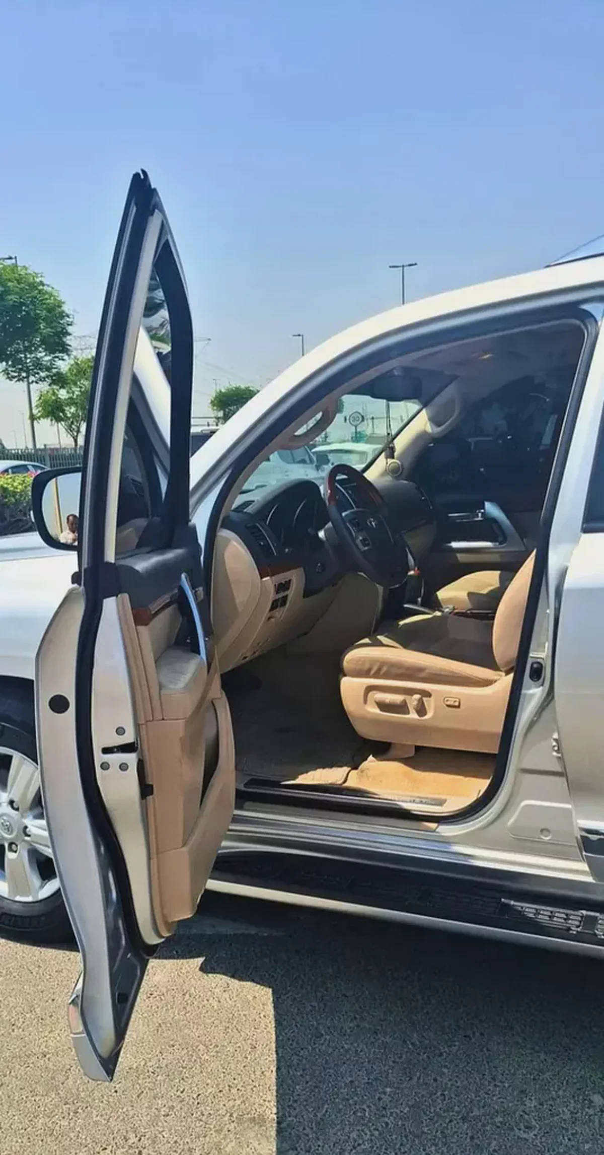 TOYOTA LANDCRUSIER VXR 5.7 L 2014 GCC-12-12