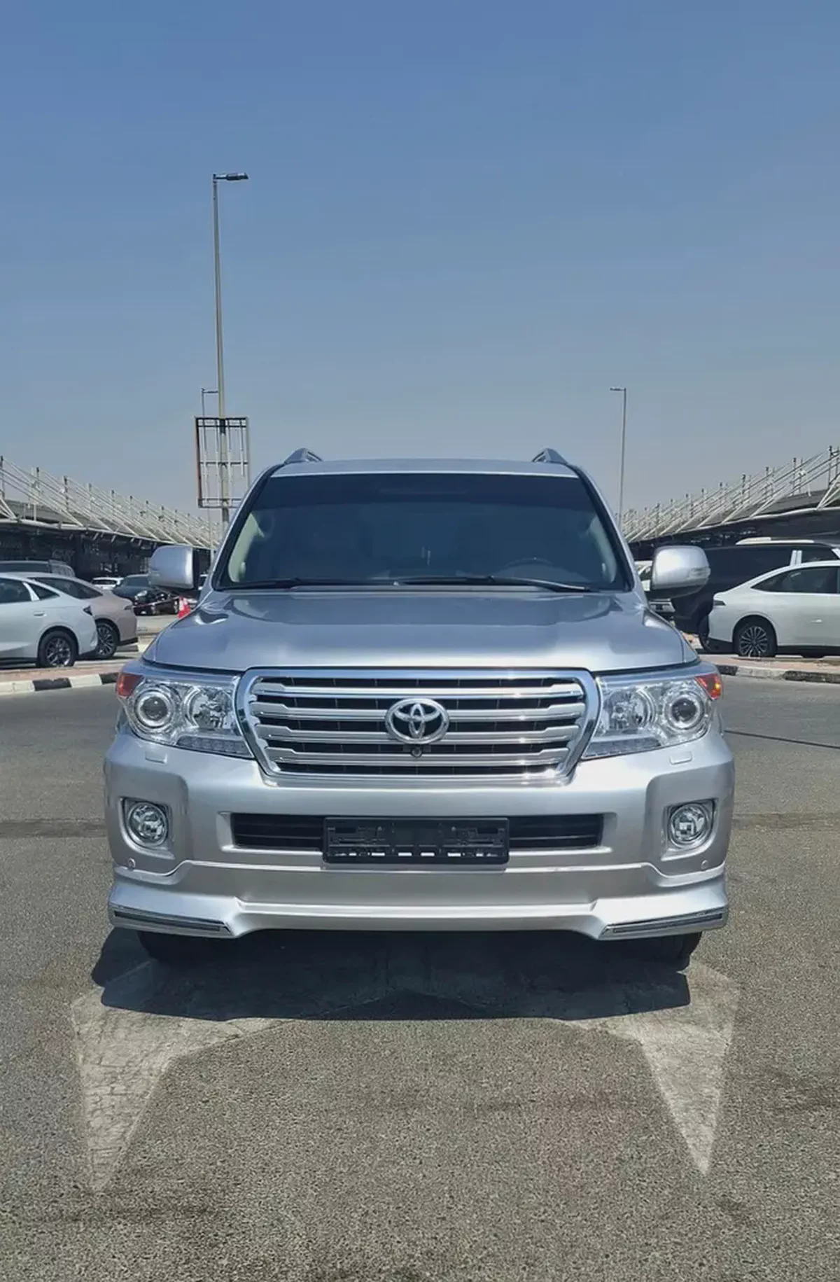 TOYOTA LANDCRUSIER VXR 5.7 L 2014 GCC-2-2