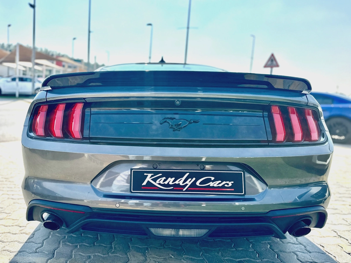 2022 Ford Mustang Ecoboost-2-2