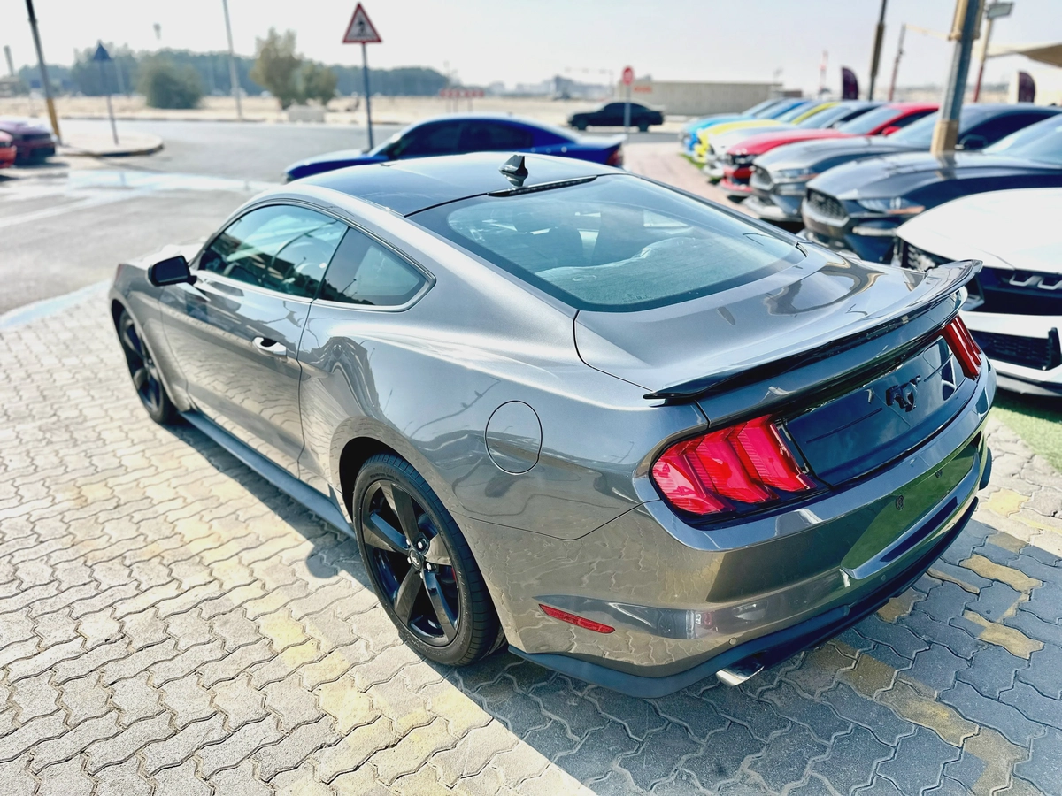 2022 Ford Mustang Ecoboost-8-8