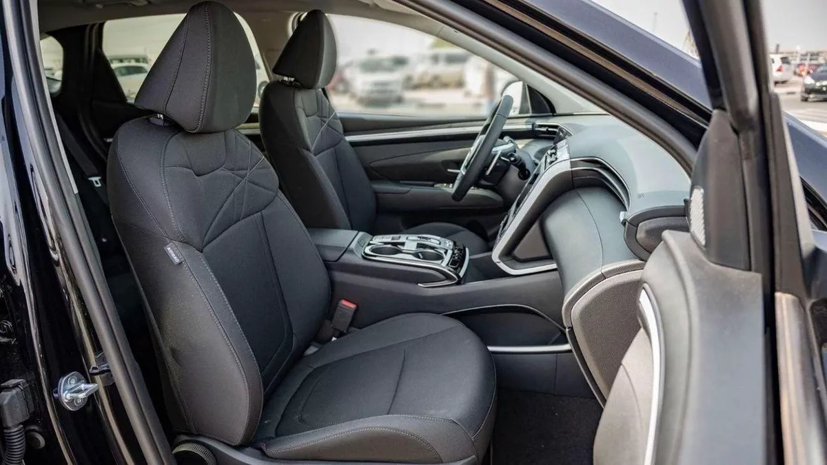 Hyundai Tucson Comfort HYUNDAI TUCSON 1.6P AT MY2022-11-0