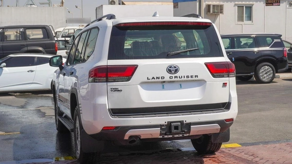 Toyota Land Cruiser GR SPORT 3.5L V6