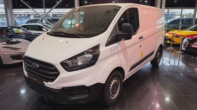 Ford Transit Van 2022 - GCC Specs - Excellent Condition-1
