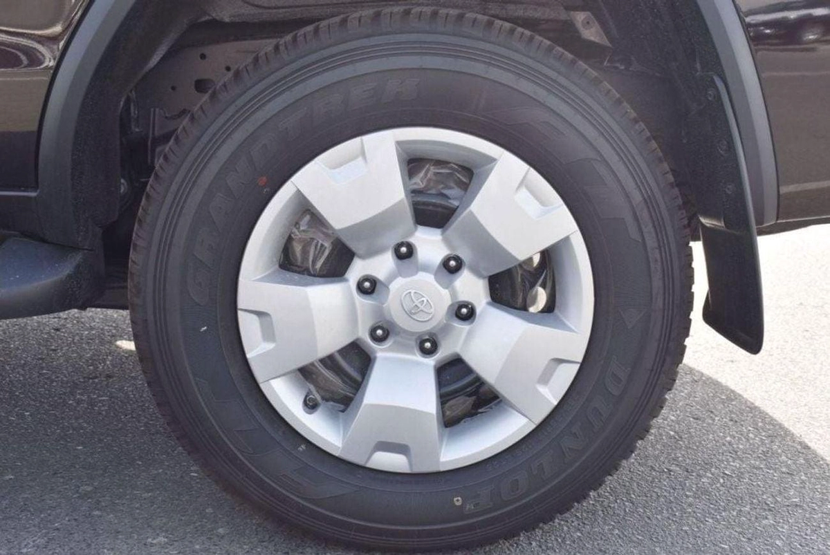 Toyota Fortuner GX2 FORTUNER 2.4L  DSL-8-0