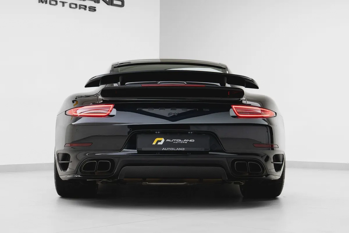 2015 PORSCHE 911 TURBO - EUROPEAN SPECS - LOW MILEAGE