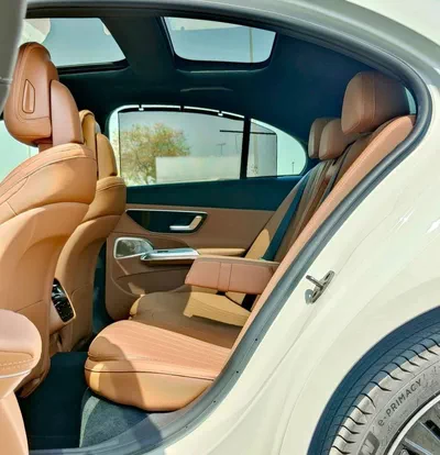 Mercedes Benz E300 AMG Full Option Agency Warranty 2026 GCC-11