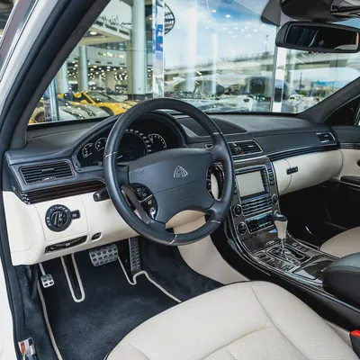 Maybach 57 S - 2009 - GCC Specs - 11,000KM-IMMCULATE CONDITION-6
