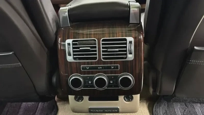 Land Rover Range Rover Vogue-1