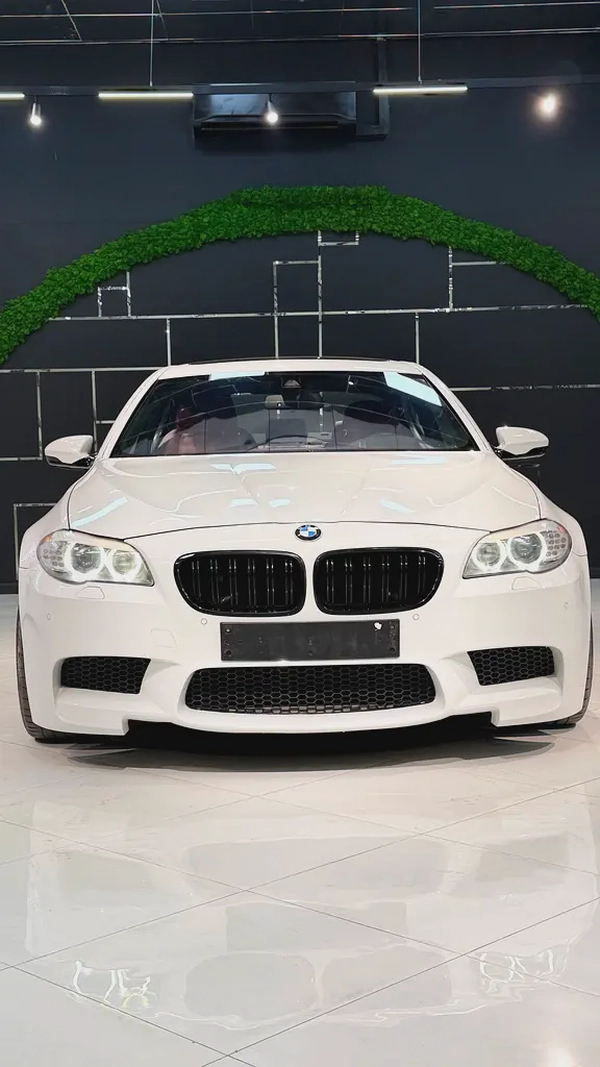 BMW M5 Competition 2013 GCC Specs - Pristine Condition