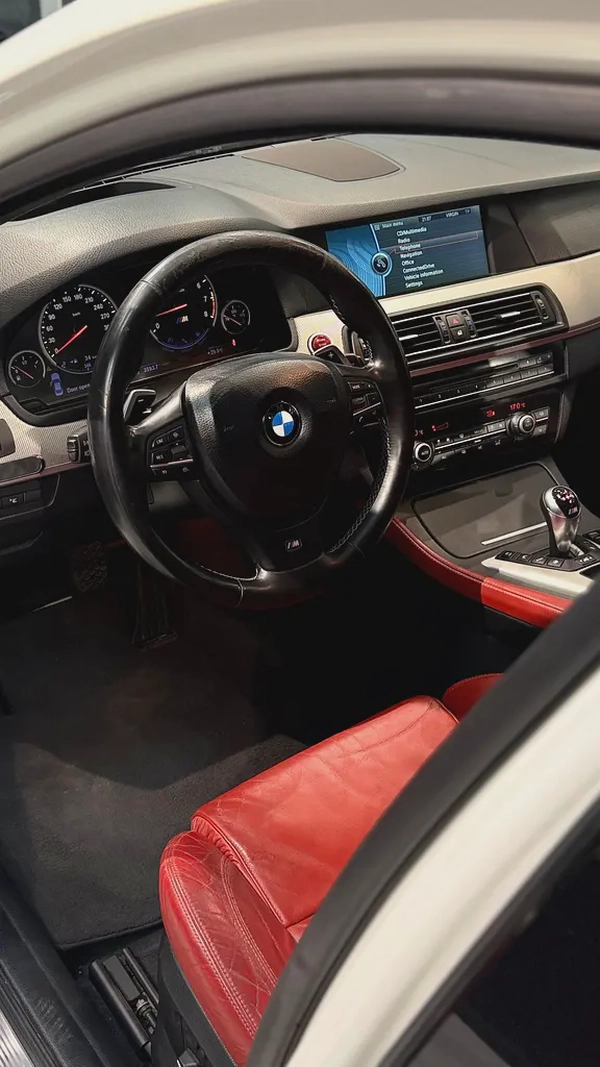 BMW M5 Competition 2013 GCC Specs - Pristine Condition