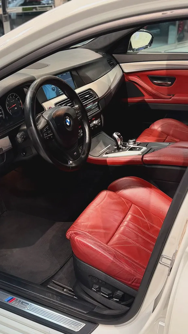 BMW M5 Competition 2013 GCC Specs - Pristine Condition