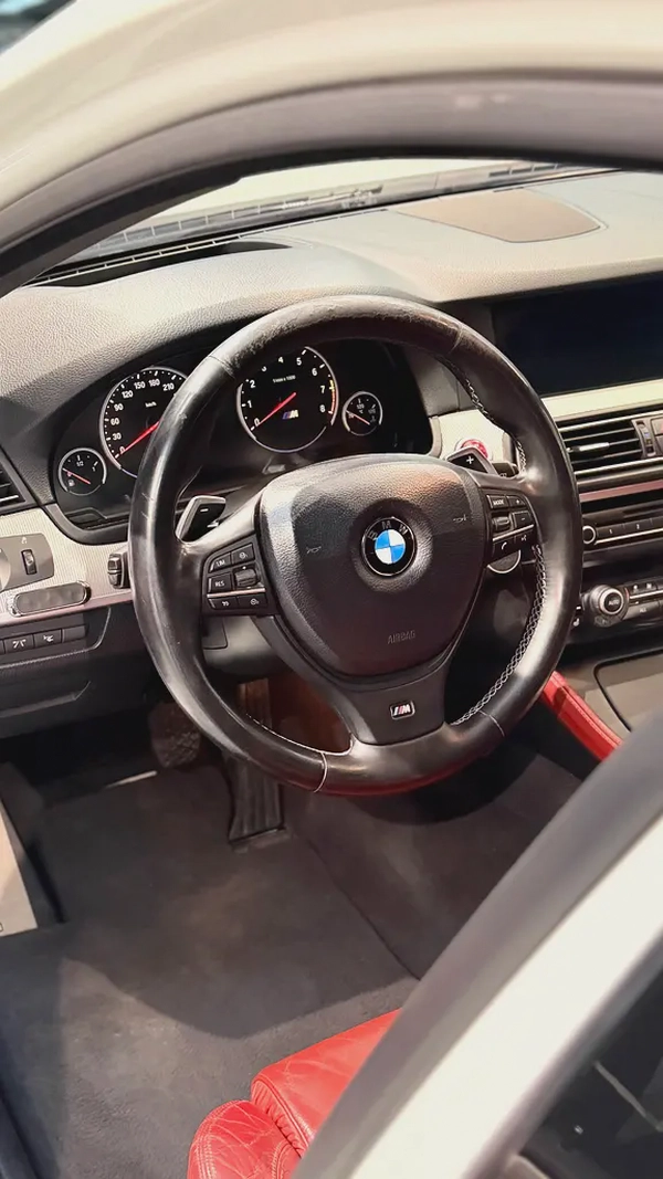 BMW M5 Competition 2013 GCC Specs - Pristine Condition