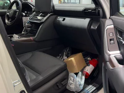 Toyota Land Cruiser TOYOTA LC300 VX 4.0L - Toyota LC300 VX 4.0L (Inside Black) EXPORT ONLY-20
