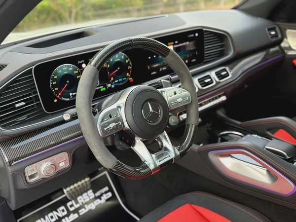 Mercedes GLE63s--GCC--Under Agency Warranty + Service Contract