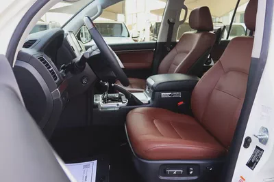 Toyota Land Cruiser VXR 2019 5.7-9
