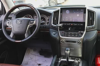 Toyota Land Cruiser VXR 2019 5.7-15