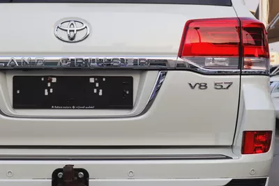 Toyota Land Cruiser VXR 2019 5.7-7