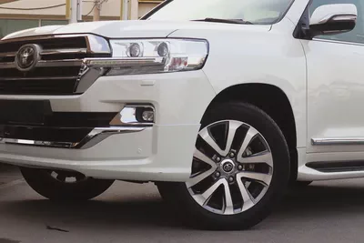 Toyota Land Cruiser VXR 2019 5.7-8