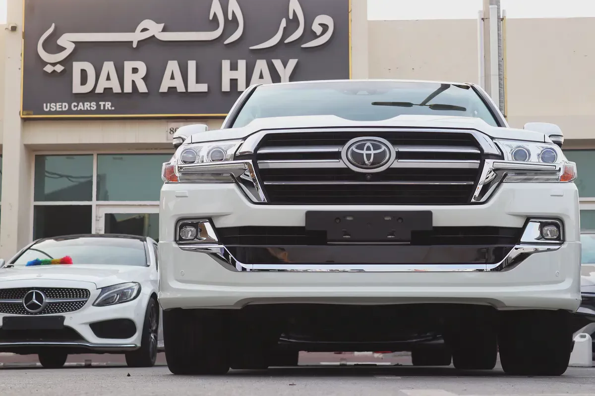 Toyota Land Cruiser VXR 2019 5.7-1-1