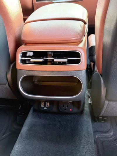 Genesis GV70 PLATINUM Premium 2.5L panoramic, 360 cameras-17