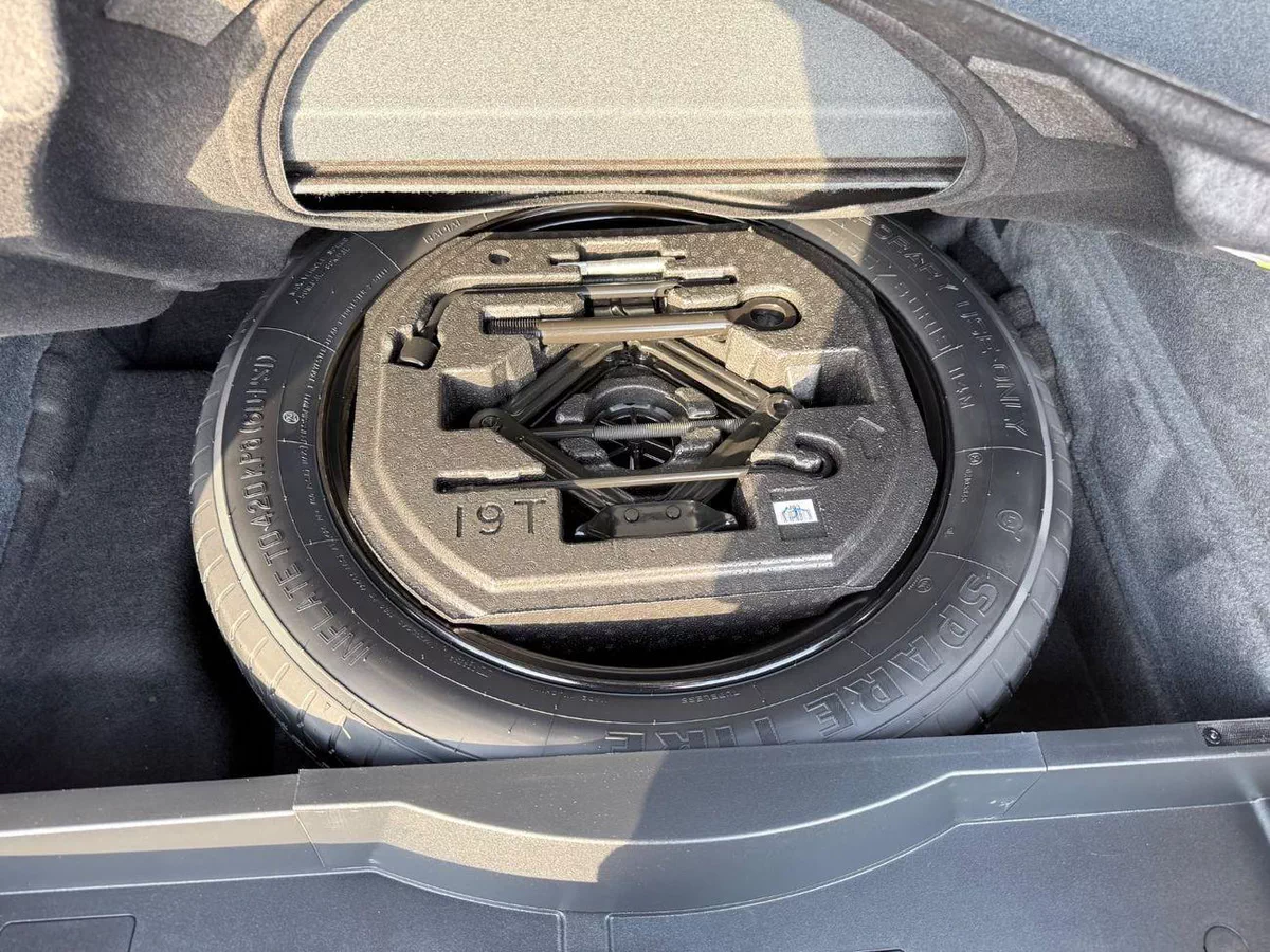 Genesis GV70 PLATINUM Premium 2.5L panoramic, 360 cameras-21-0