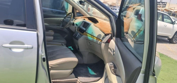 Used Toyota Previa 2.4L SE 2007