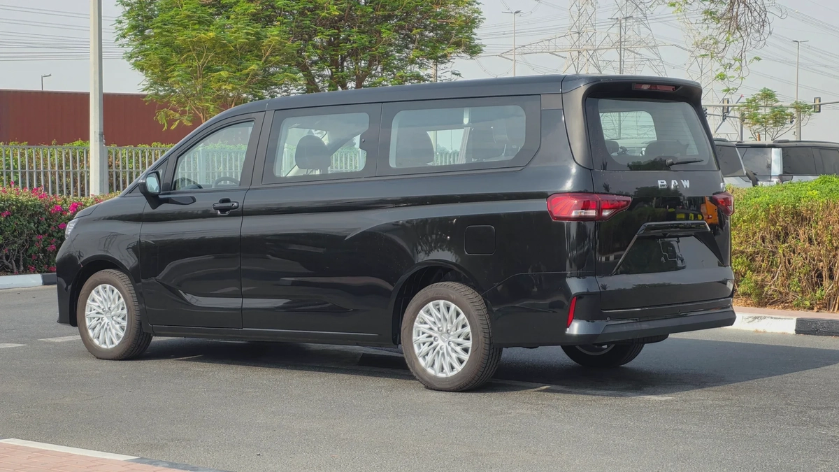 BAW M7 (Black)-10-10