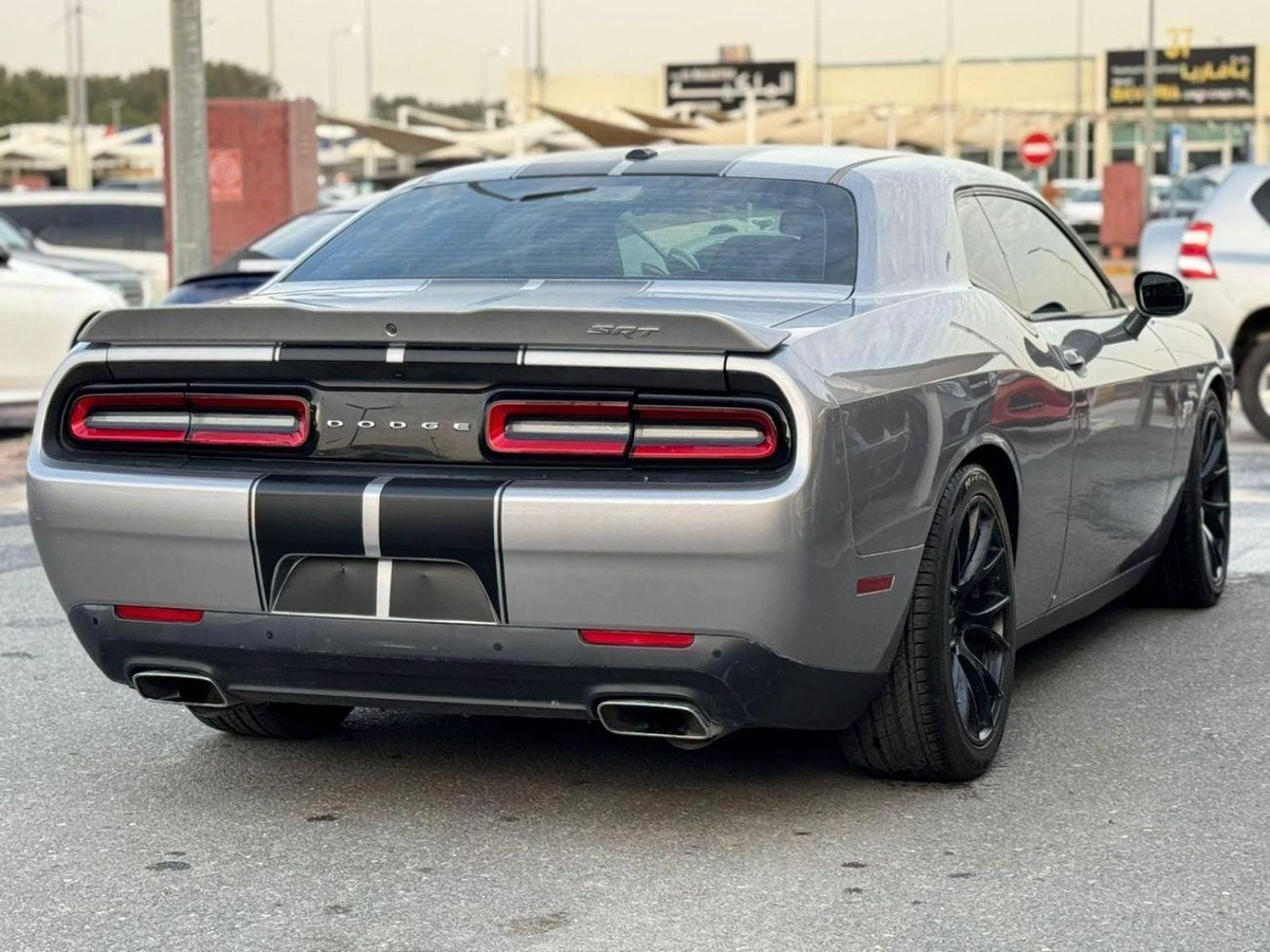 Dodge Challenger SRT8 SRT 6.4L-2-0