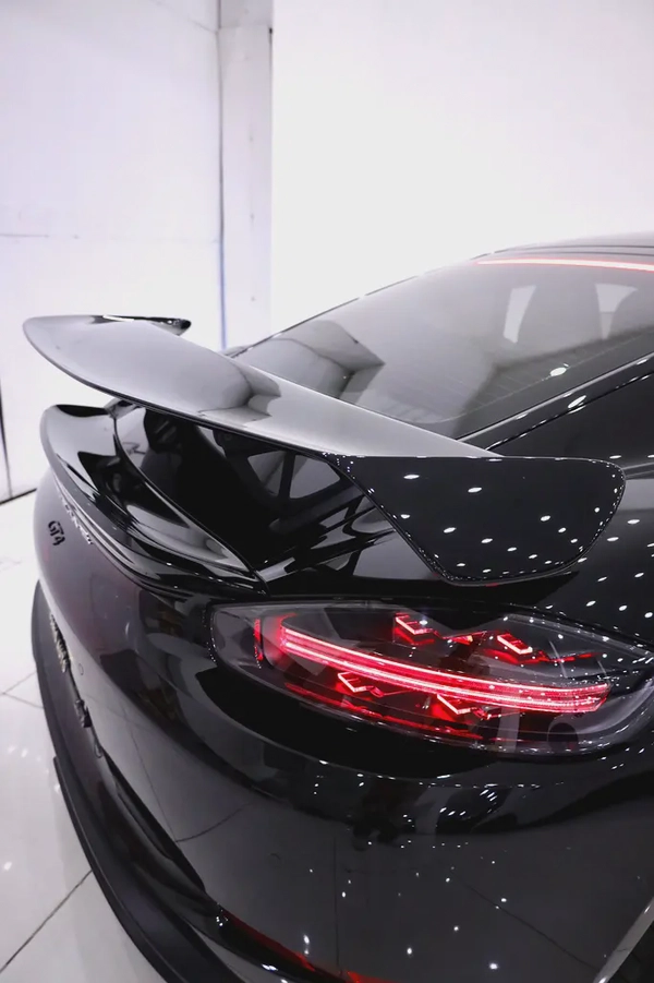 PORSCHE GT4 CARBON PACKAGE + PREMIUM RIMS + FULLY LOADED + WARRANTY UNTIL JUNE 2027
