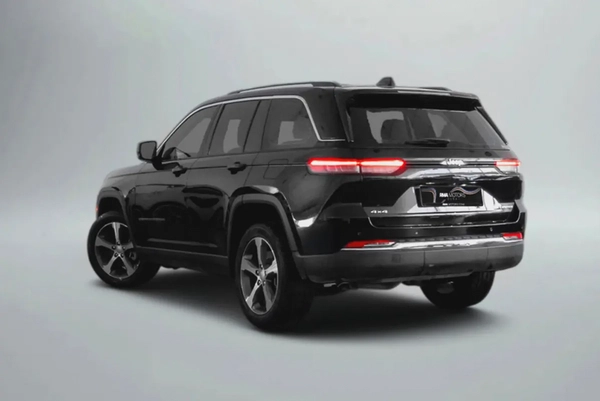 2,853 AED / 60 months | 0% DP | 2023 Jeep Grand Cherokee Limited + /  Jeep Warranty