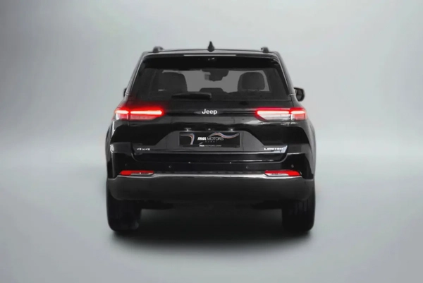 2,853 AED / 60 months | 0% DP | 2023 Jeep Grand Cherokee Limited + /  Jeep Warranty