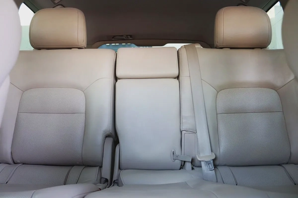 Toyota Land Cruiser VXR 2014 5.7 GCC Specs