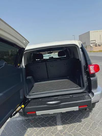 Toyota Fj CRUISER 2020 V6 4.0L Original paint-9
