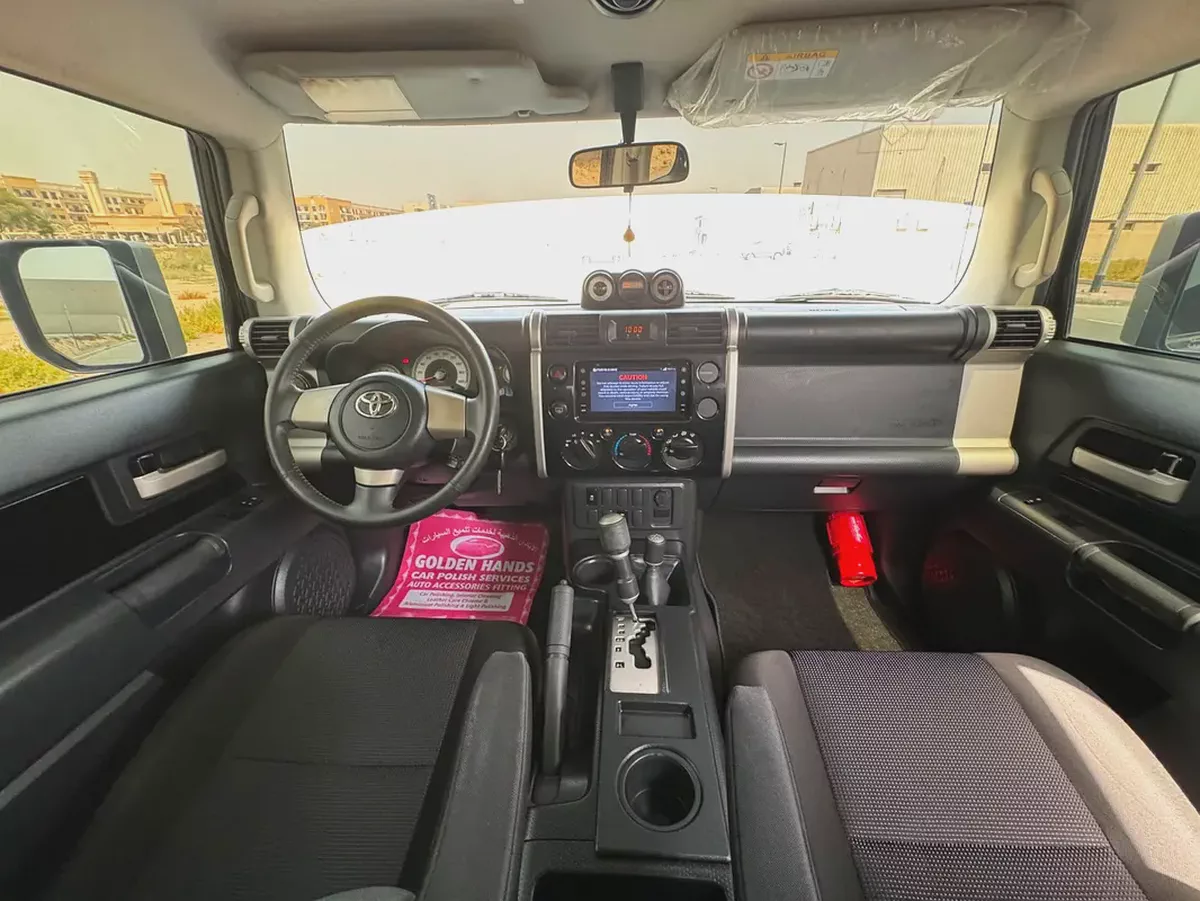 Toyota Fj CRUISER 2020 V6 4.0L Original paint-10-10