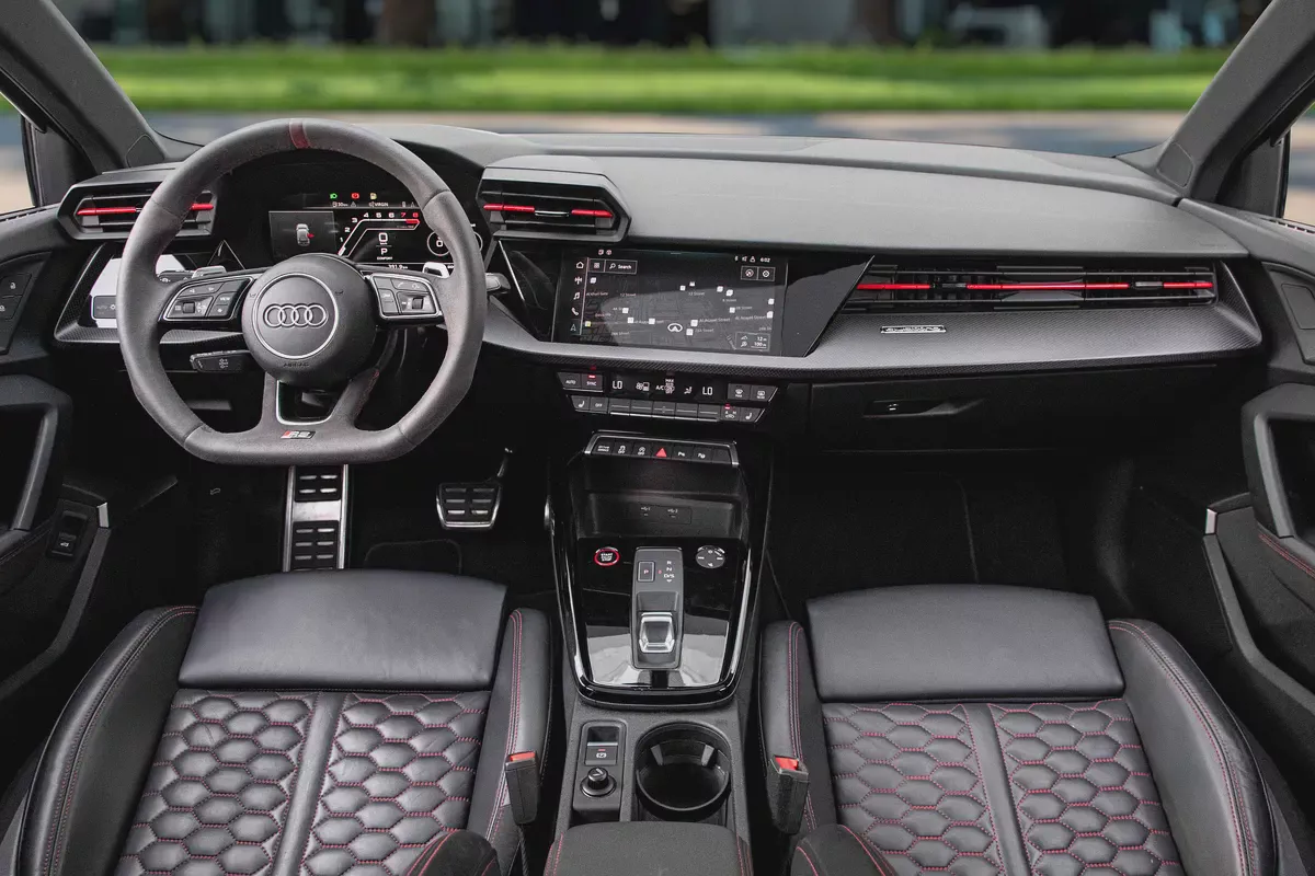 3,525 P.M | RS3 2.5 TFSI Quattro | 0% Downpayment | AUDI History | Under Warranty!-7-7