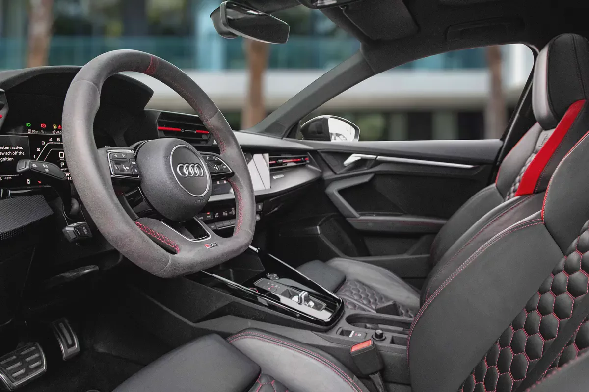3,525 P.M | RS3 2.5 TFSI Quattro | 0% Downpayment | AUDI History | Under Warranty!-8-8