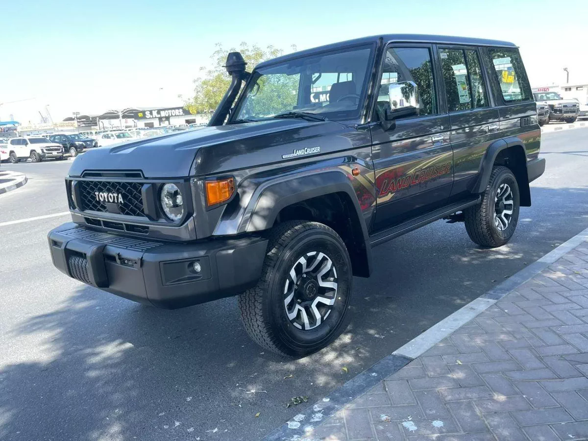 Toyota Land Cruiser TOYOTA LANDCRUISER LC76 2.8 DIESEL MODEL YEAR 2026-12-0