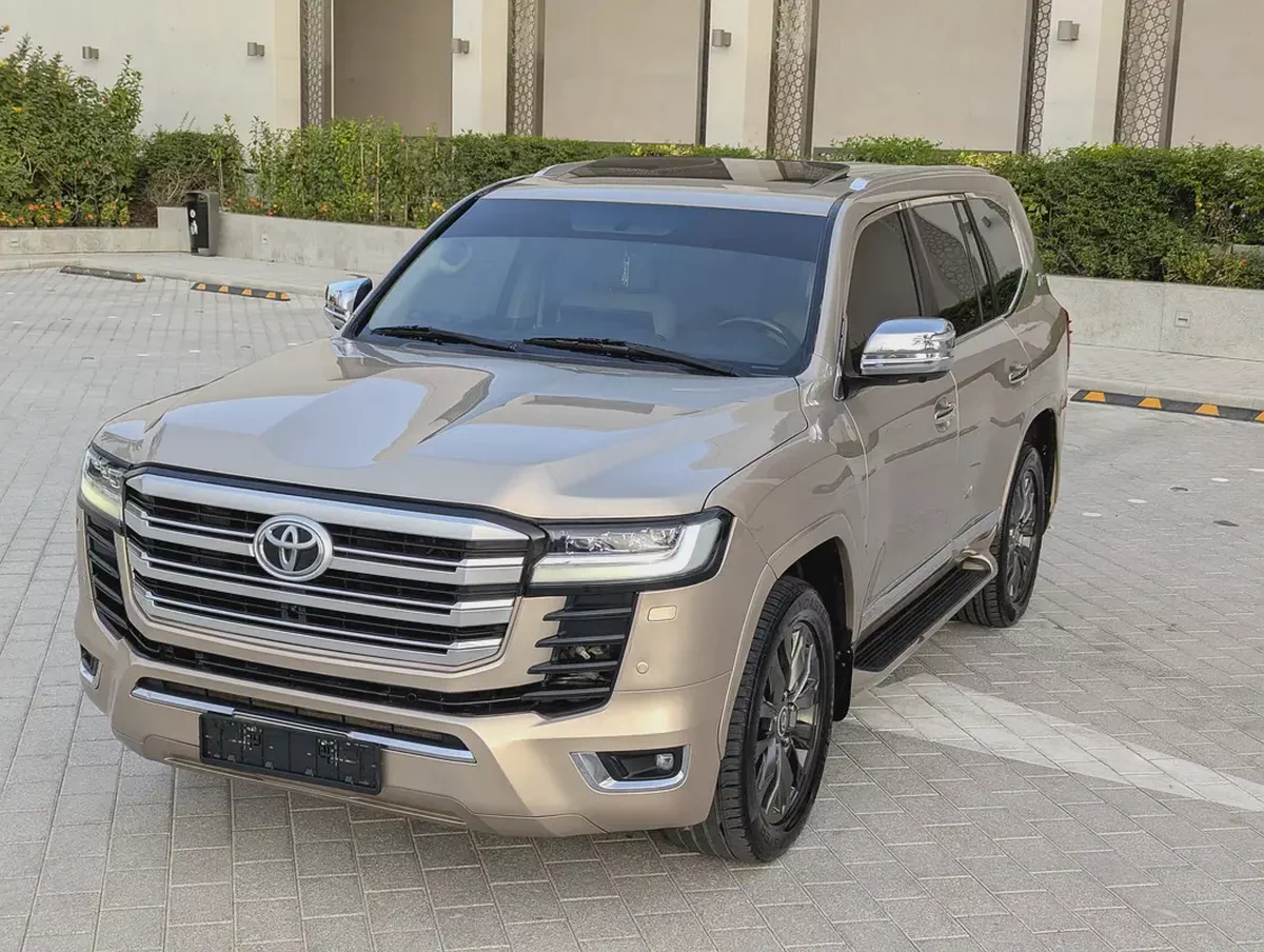 Pristine Toyota Land Cruiser 2011 | GCC Specs | Facelift To 2024 Full New Condition With Low KM