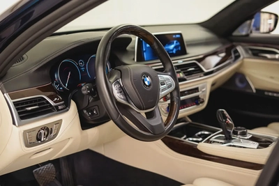 AED 4101 PM | BMW 750Li X drive 2016 | ONE OF VIP EDITION | FULL AGENCY SERVICE HISTORY | HIGH SPECS-10