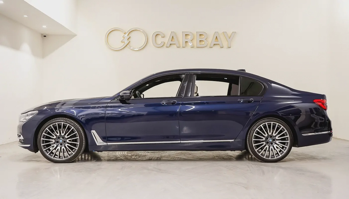 AED 4101 PM | BMW 750Li X drive 2016 | ONE OF VIP EDITION | FULL AGENCY SERVICE HISTORY | HIGH SPECS-3-3